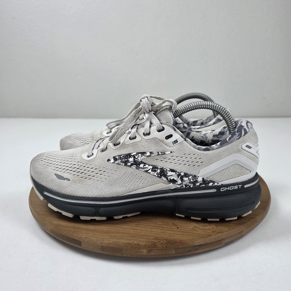 Brooks Shoes Womens Size 9 Gray Camo Ghost 15 Road Running Mesh 1203801B149